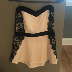 White, strapless top with lace detail